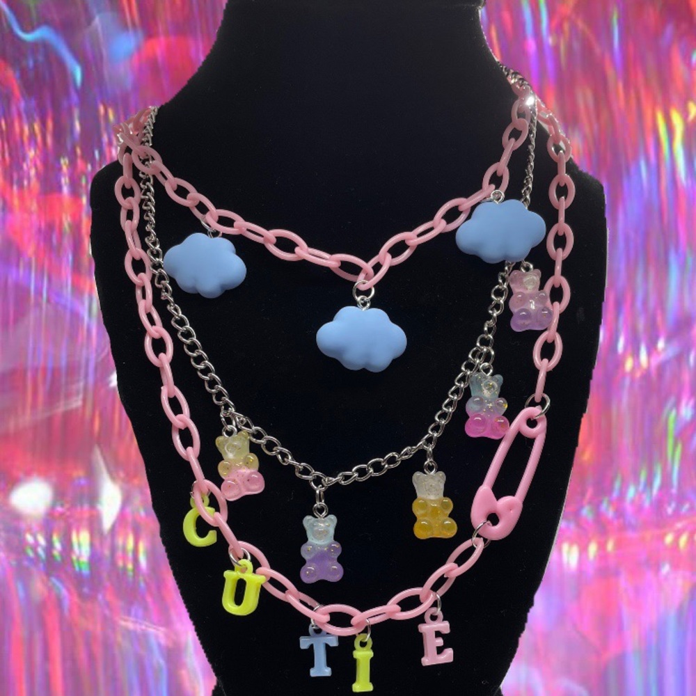 Cutie NECKLACE